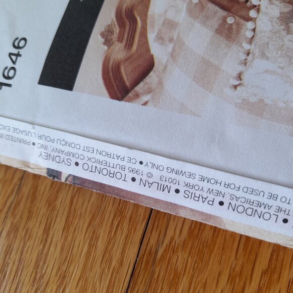 Duvet Pillow Cover Sewing Pattern Curtains Valance Vogue 1646 UNCUT Vintage 90s - Picture 5 of 11